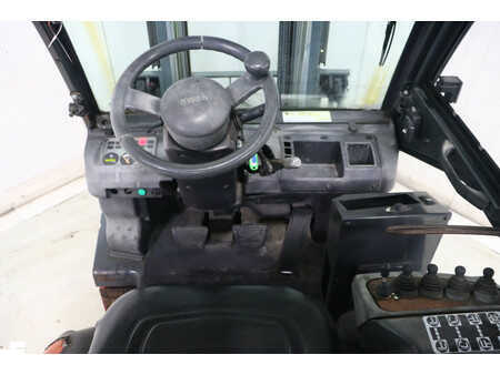 Dieseltrukki 2000  Nissan FDO1A15 (2)