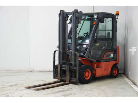 Dieseltrukki 2000  Nissan FDO1A15 (4)