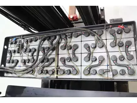 Työntömastotrukki 2011  Hyster R1.6H (8)