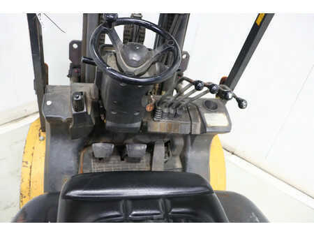 Diesel truck 2013  CAT Lift Trucks DP30N (2)