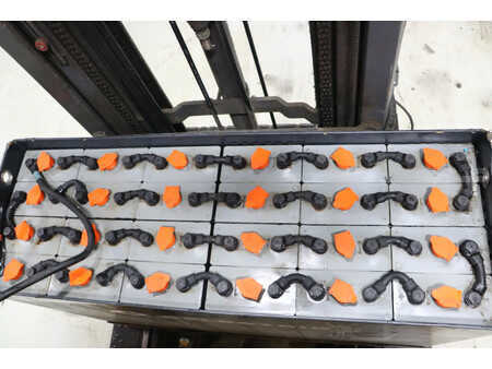 Työntömastotrukki 2010  Atlet ULS140D (8)