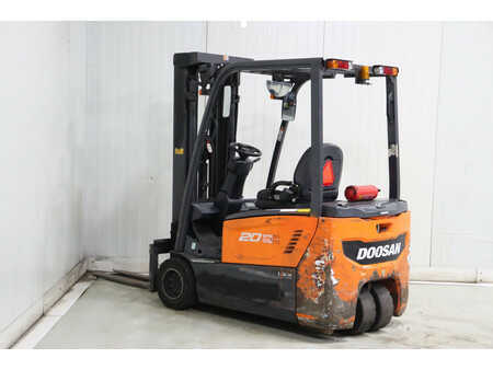 Carrelli elettrici 3 ruote 2016  Doosan B20T-7 (5)