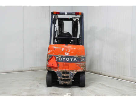 Elektro čtyřkolový VZV 2012  Toyota 7FBMF30 (6)