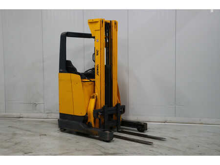 Retraky 2002  Jungheinrich ETV110 (1)