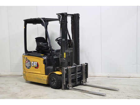 El truck - 3 hjulet 2020  CAT Lift Trucks EP16ANT (1)
