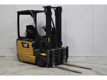 El truck - 3 hjulet 2020  CAT Lift Trucks EP16ANT (1)