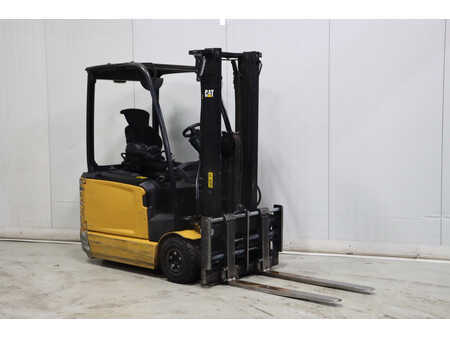 El truck - 3 hjulet 2020  CAT Lift Trucks EP16ANT (1)