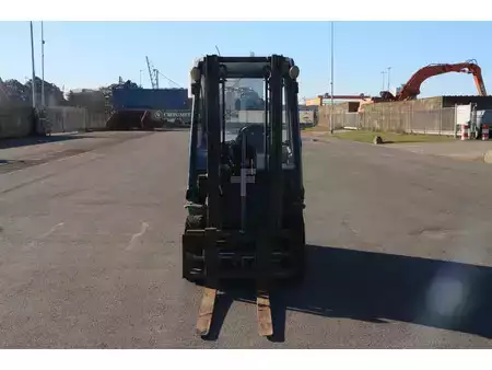 Empilhador diesel 2013  Mitsubishi FD25N (2)