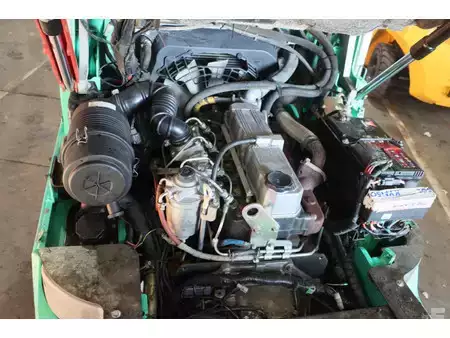 Empilhador diesel 2013  Mitsubishi FD25N (9)