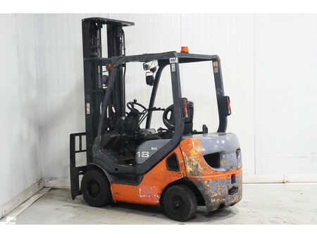 Diesel heftrucks 2010  Komatsu FD18T-20 (5)