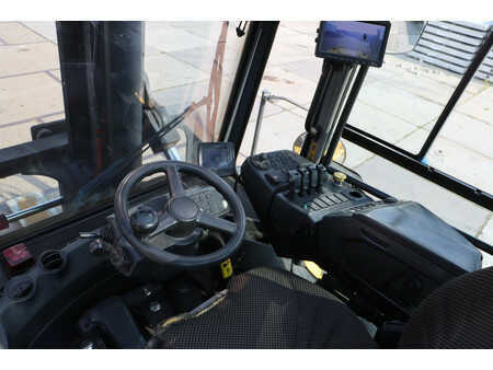 Carretilla elevadora diésel 2016  Kalmar DCG220-12LB (2)