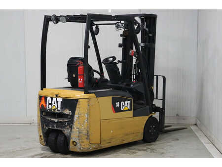 Chariots électriques à 3 roues 2014  CAT Lift Trucks EP18PNT (6)