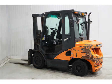 Diesel heftrucks 2019  Doosan D35C-7 (4)