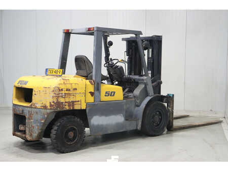 Diesel Forklifts 2012  TCM FD50T2 (6)