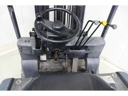 Elektro 4 Rad 2012  TCM FB25-7 (11)