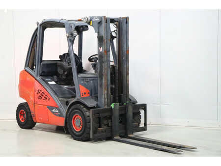 Carrelli elevatori diesel 2014  Linde H30D-02 (1)