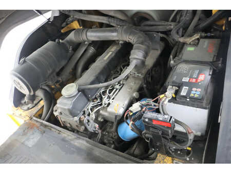 Diesel heftrucks 2012  Unicarriers W1F4A40Y (8)
