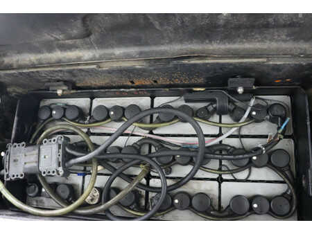 Lavansiirtovaunu 2019  Hyster P2.0S FBW (8)