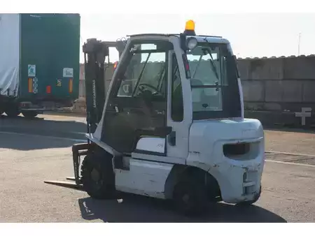 Diesel gaffeltruck 2014  Nissan Y1D2A25Q (5)
