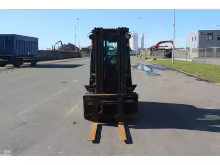 Diesel truck 2008  Nissan FGD02A30U (3)