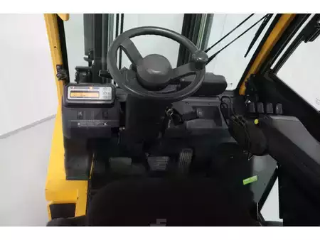 Dieselový VZV 2015  Nissan Y1D2A25H (2)