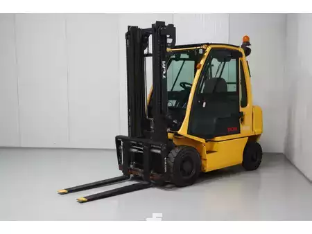 Dieselový VZV 2015  Nissan Y1D2A25H (4)