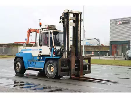 Diesel truck 1997  Svetruck 15120-35 (1)