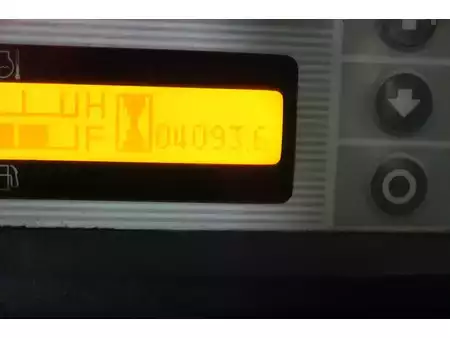 Diesel heftrucks 2016  Nissan YG1D2A32Q (2)