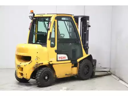 Diesel heftrucks 2016  Nissan YG1D2A32Q (8)