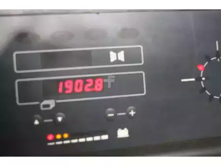 Tolóoszlopos targonca 2007  Still FM20 (9)