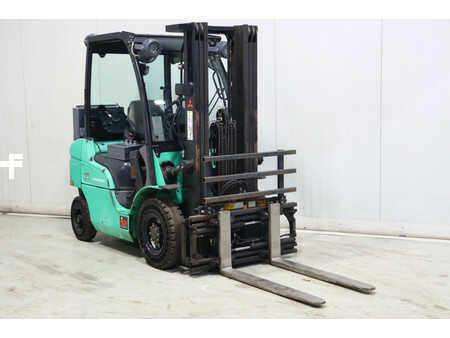 Diesel Forklifts 2012  Mitsubishi FD25N (1)