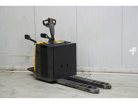 Electric Pallet Trucks 2017  Unicarriers PMR200P (1)