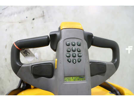 Electric Pallet Trucks 2017  Unicarriers PMR200P (2)