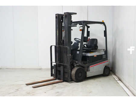 Elektrisk- 4 hjul 2006  Nissan Q02L25CU (4)