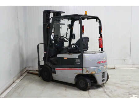 Elektrisk- 4 hjul 2006  Nissan Q02L25CU (5)