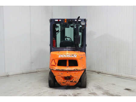 Dieselstapler 2016  Doosan D25S-7 (6)