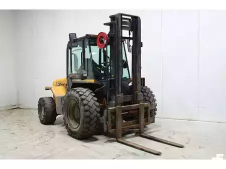 Empilhador diesel 2016  JCB 930-4 (1)