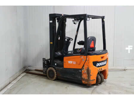 Chariots électriques à 3 roues 2019  Doosan B15T-7 (5)