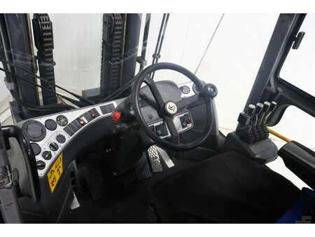 Electric - 4 wheels 2005  Kalmar ECE70-6 (2)