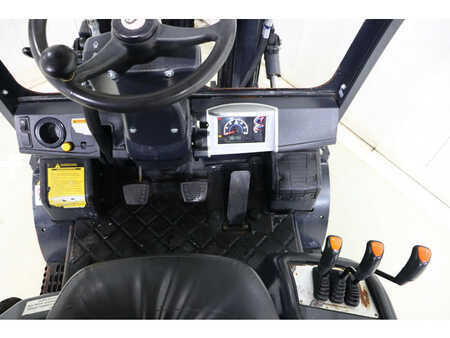 Nestekaasutrukki 2017  Doosan G25N-7 (9)