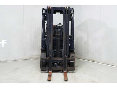 Nestekaasutrukki 2017  Doosan G25N-7 (2)