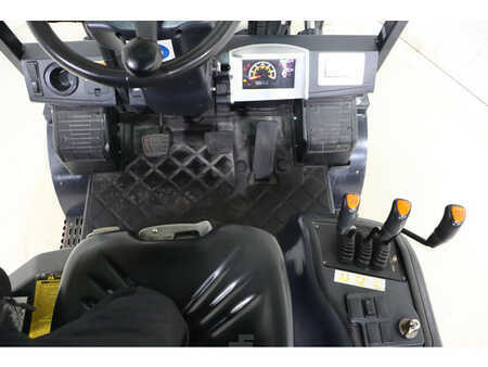 Nestekaasutrukki 2017  Doosan G25N-7 (9)