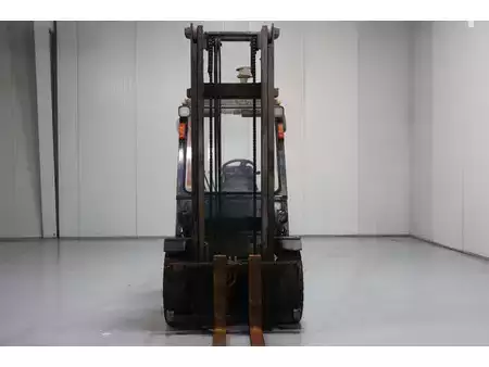Carrelli elevatori diesel 1998  TCM FD30Z5T (3)