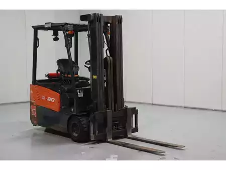 Elektrisk- 3 hjul 2015  Doosan B20T-7 (1)