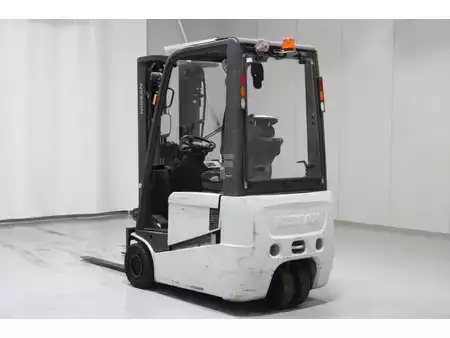 3-wiel elektrische heftrucks 2012  Nissan AG1N1L18Q (5)