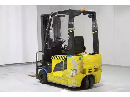 Elektryczne 3-kołowe 2007  Nissan 1N1L18Q (5)
