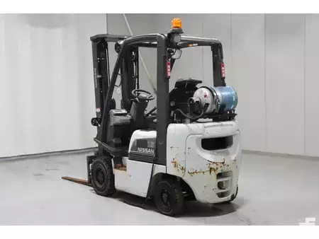 Carrelli elevatori GPL 2010  Nissan P1D1A18LQ (5)
