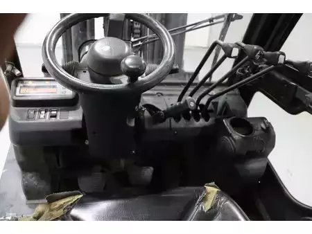 LPG Forklifts 2020  Nissan UGD02A30PQ (2)
