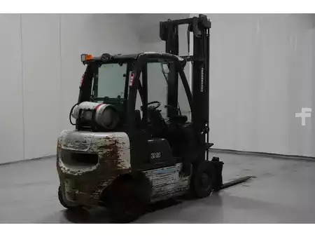Gázüzemű targonca 2020  Nissan U1D2A25LQ (8)