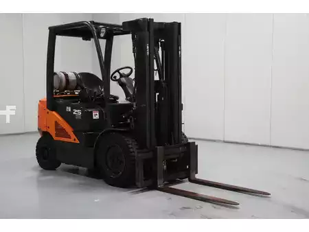 Gas gaffeltruck 2018  Doosan G25N-7 (1)